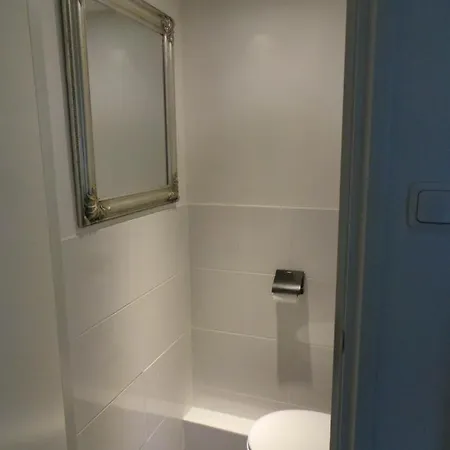 Short In Mooie Omgeving Kortenhoef. *